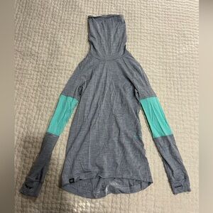 Merino Wool Base Layer Ski/Snowboard. Gray/Turquoise. Mons Royale brand